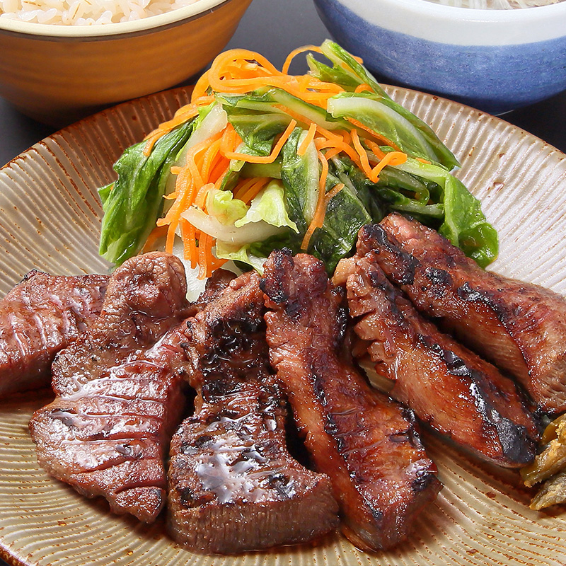 美味しさのわけ 芯 熟成 手切り 丁寧 秘伝の味付け